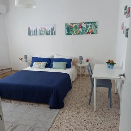 Sikelia Small Flat Apartment