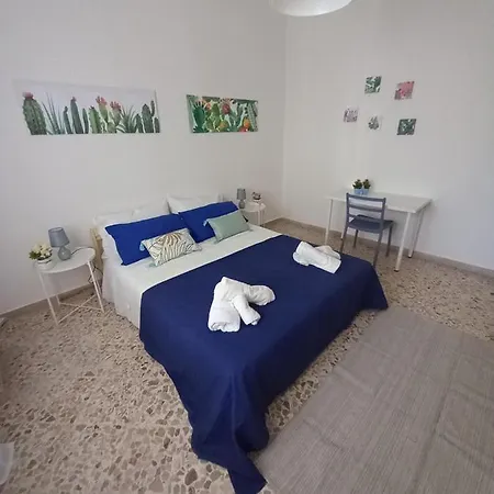Sikelia Small Flat *