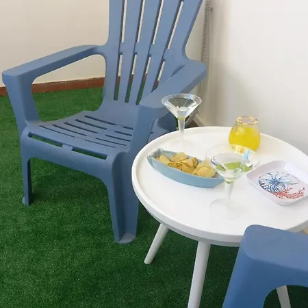 Sikelia Small Flat *